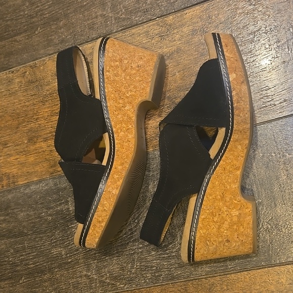 Clarks Giselle Sandal - Picture 9 of 15